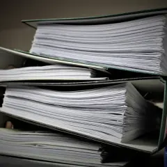 Kto może wziąć wypis z rejestru gruntów? Sprawdź swoje prawa
